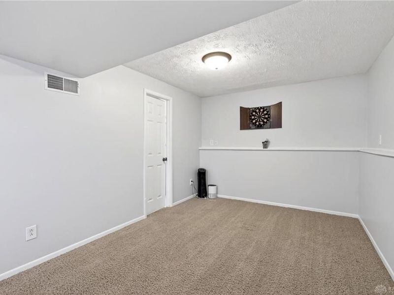 817 W Martindale Road, Englewood, OH 45322 Photo 23
