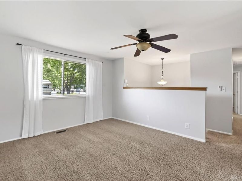 817 W Martindale Road, Englewood, OH 45322 Photo 7