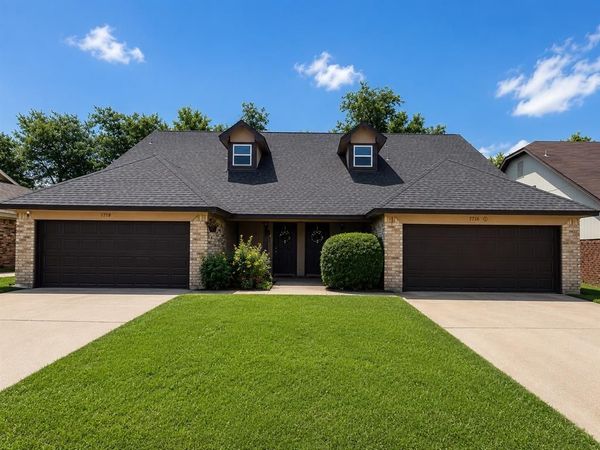 7716 Sable Lane, North Richland Hills, TX 76182