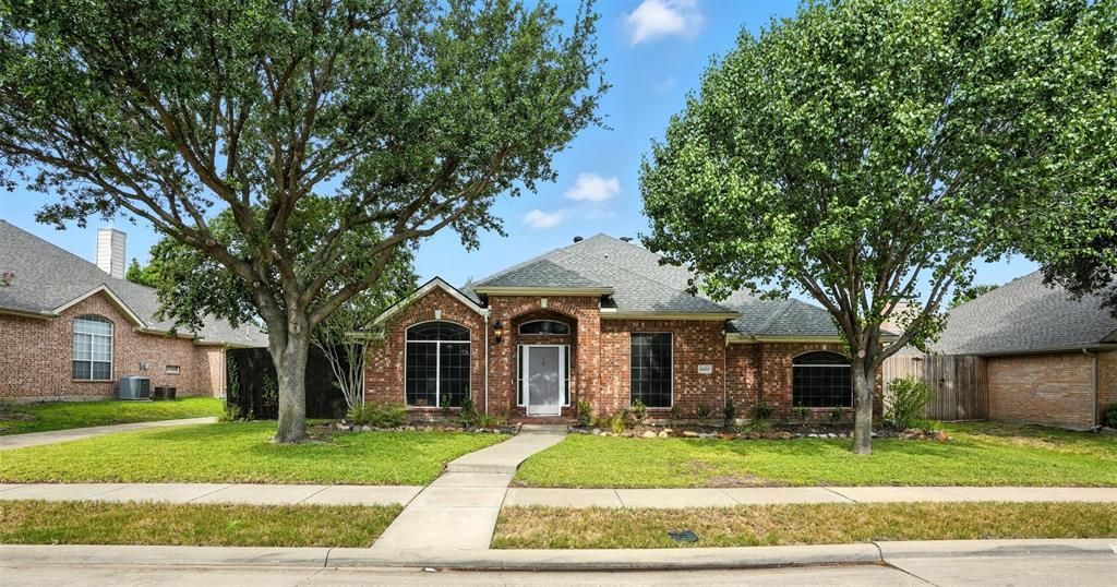6605 Oxford Lane, The Colony, TX 75056 Main Photo