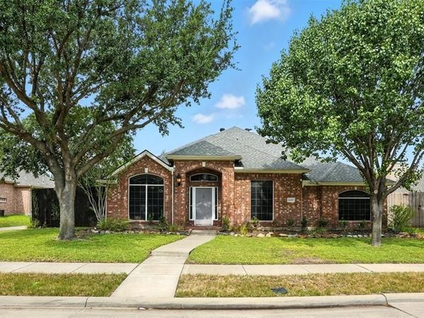 6605 Oxford Lane, The Colony, TX 75056