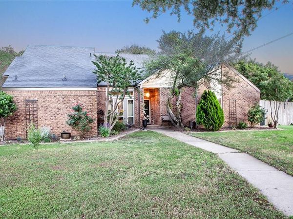 810 Highland Hills Lane, Highland Village, TX 75077