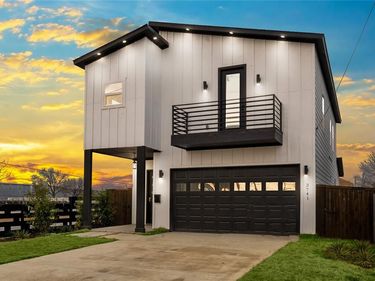3741 Toronto Street, Dallas, TX 75212