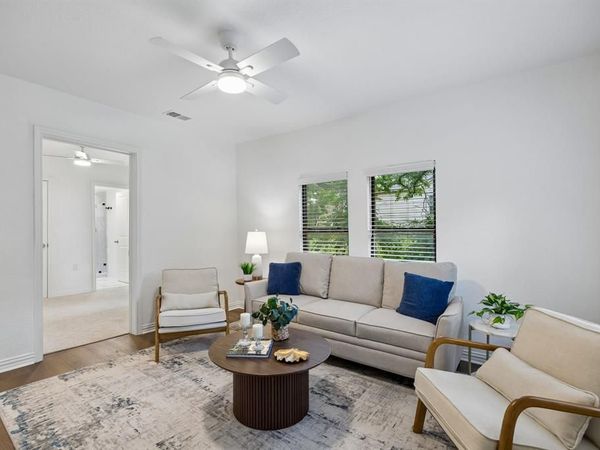 806 N Ruddell Street, Denton, TX 76209
