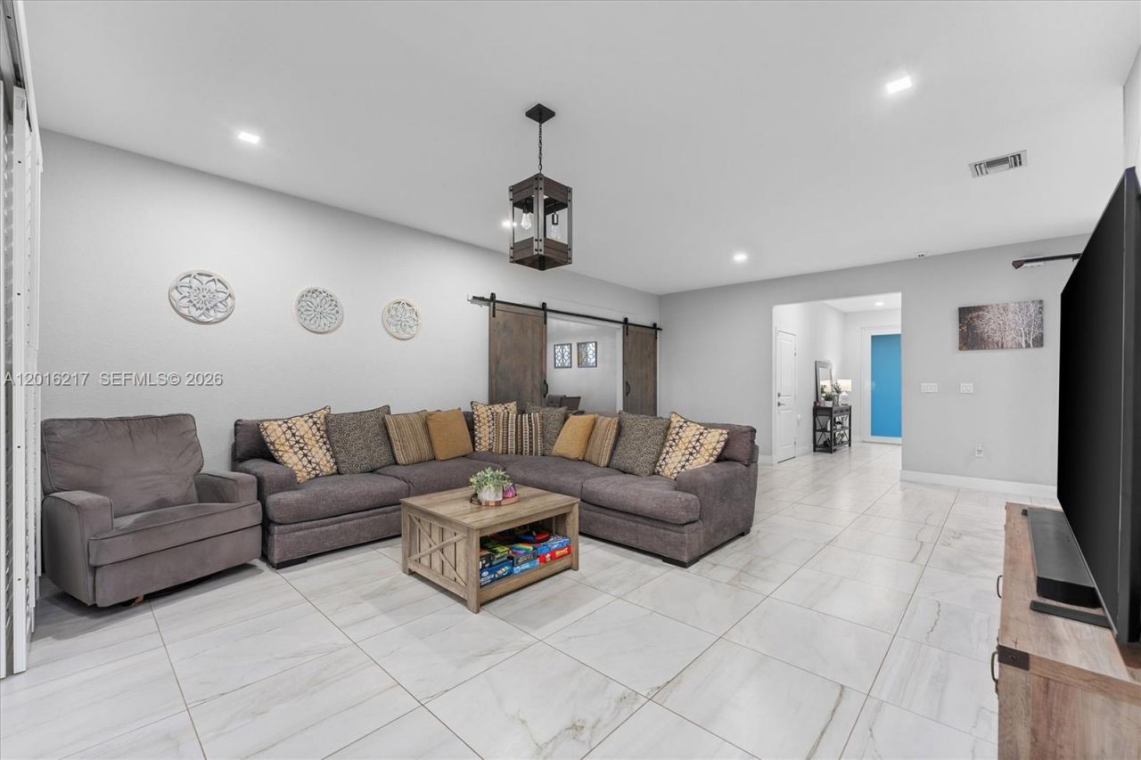 30630 SW 190th Ave, Homestead, FL 33030 Photo