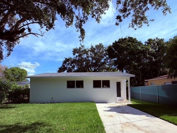 6091 SW 64th Ter , South Miami, FL 33143