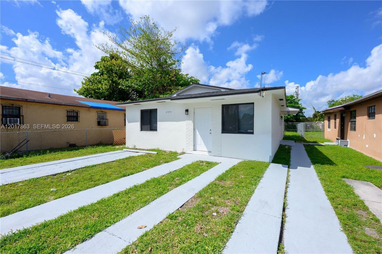 2373 NW 61st St, Unit A, Miami, FL 33142 Photo