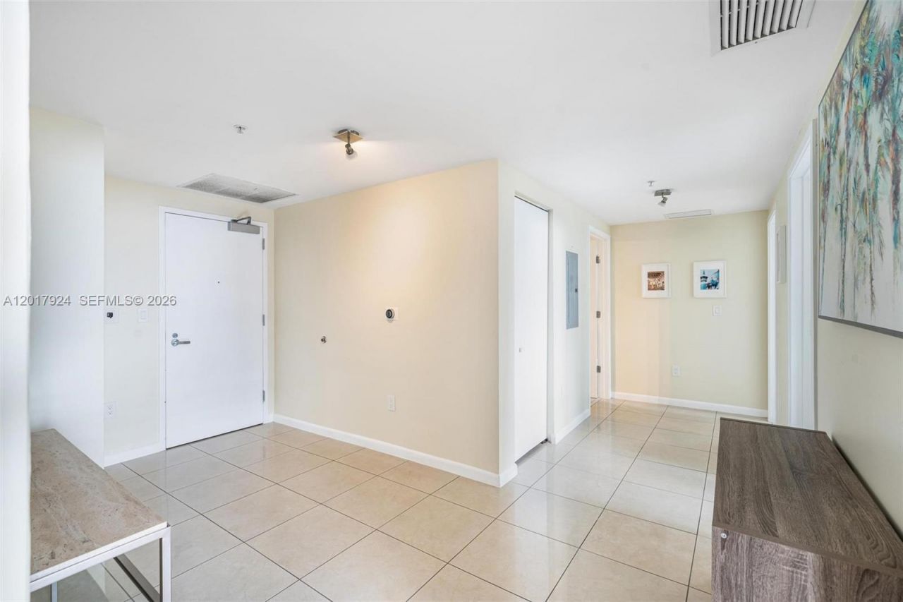 3250 NE 1st Ave, Unit 916, Miami, FL 33137 Photo