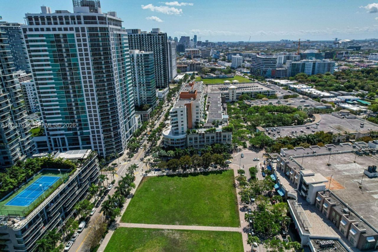 3250 NE 1st Ave, Unit 916, Miami, FL 33137 Photo