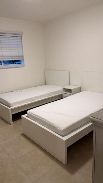 100 Sunrise Dr, Unit 6, Key Biscayne, FL 33149 Photo