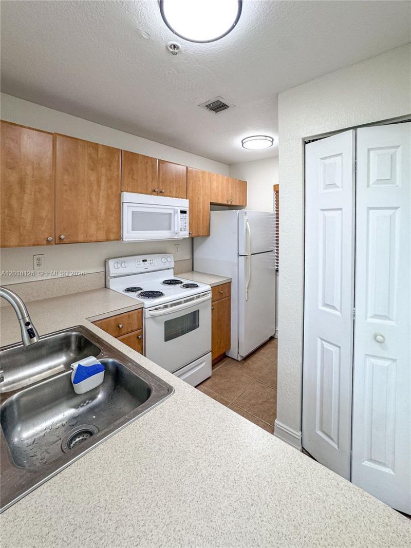 Please Call For Address, Unit 102, Miami, FL 33126 Photo