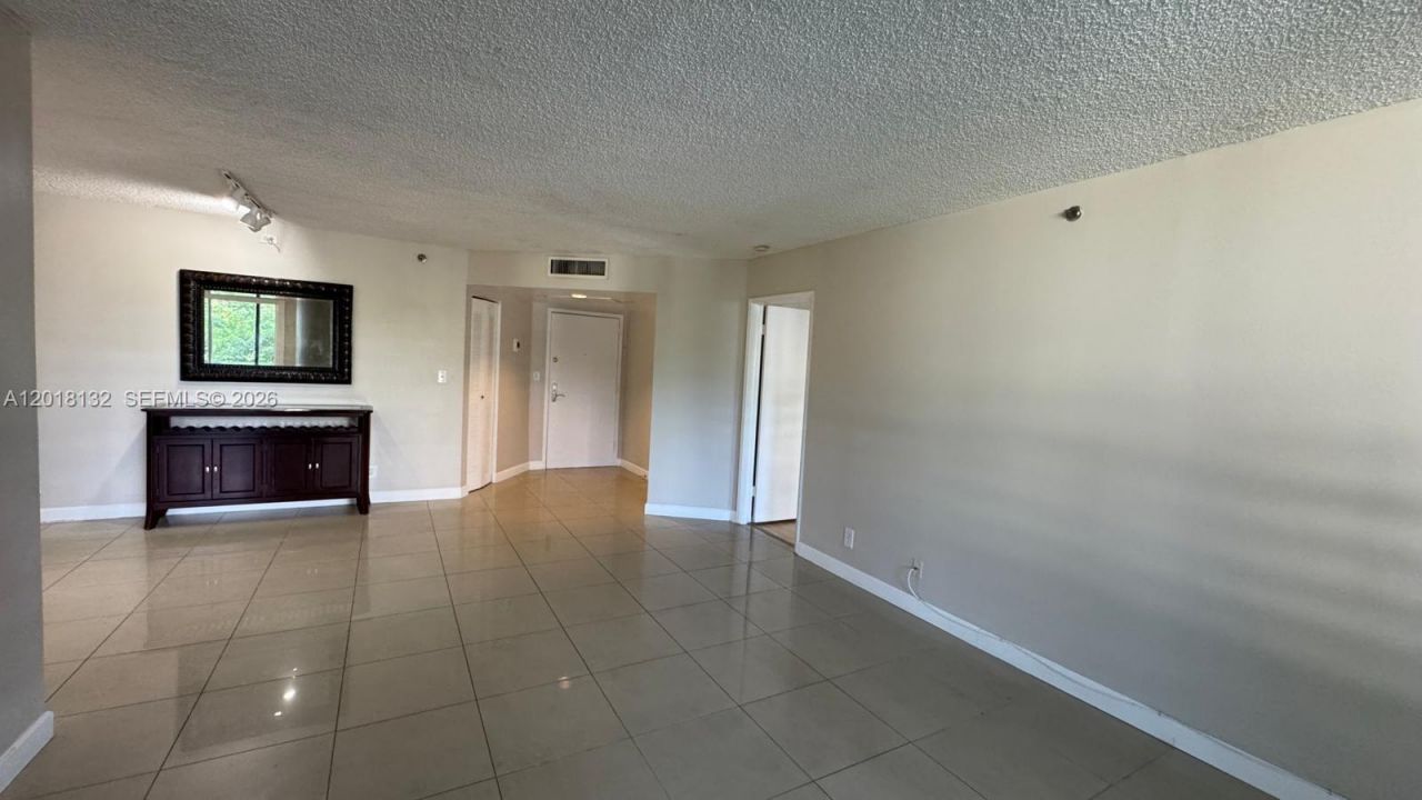 3300 NE 192nd St, Unit 206, Aventura, FL 33180 Photo