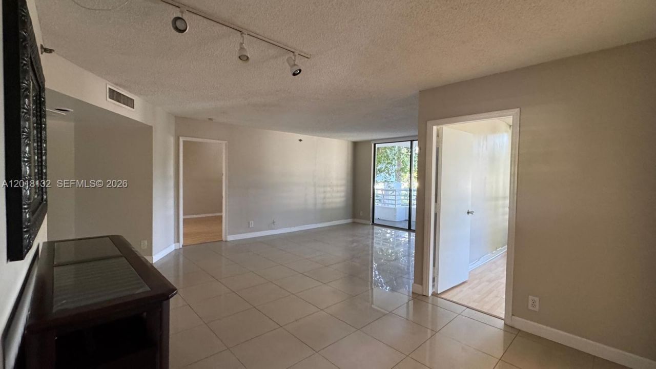 3300 NE 192nd St, Unit 206, Aventura, FL 33180 Photo