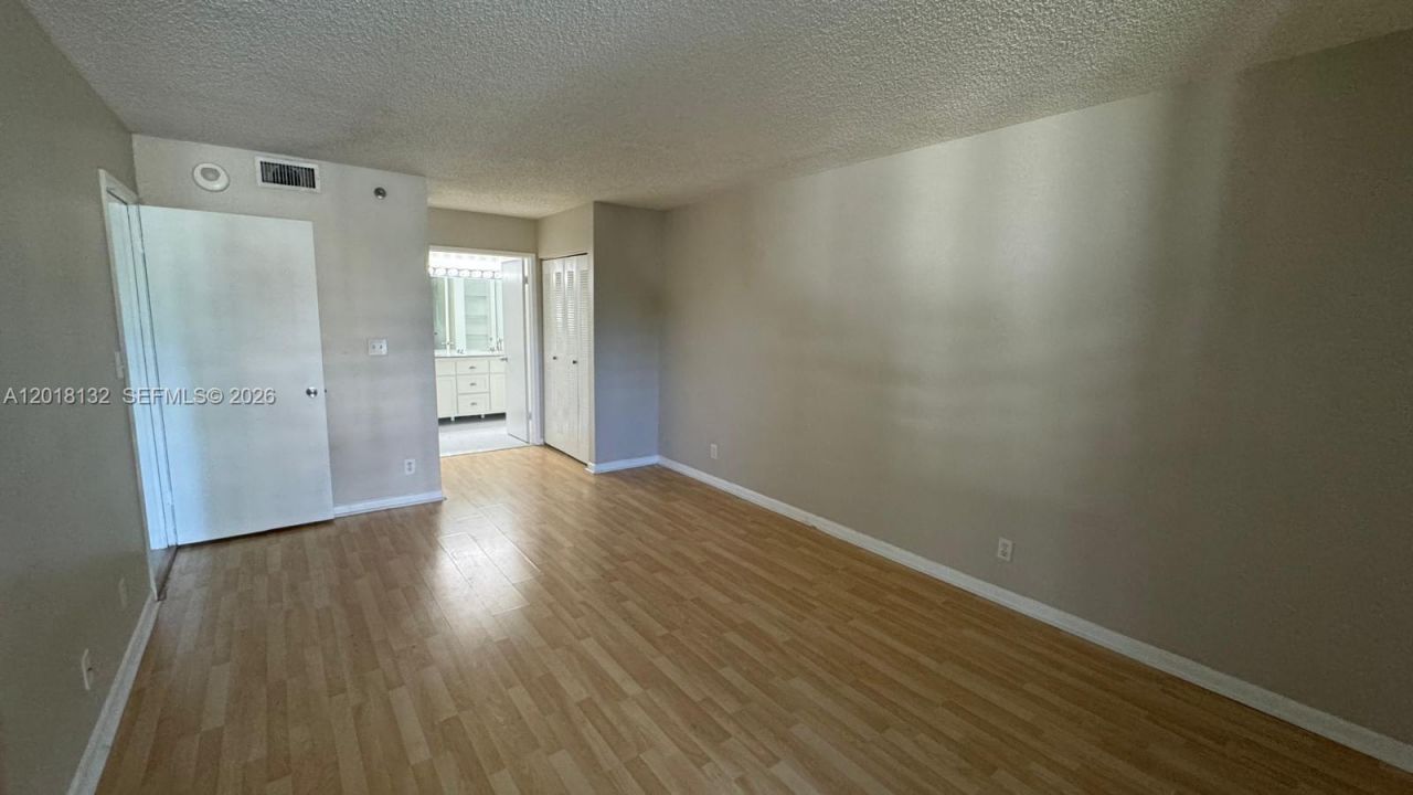 3300 NE 192nd St, Unit 206, Aventura, FL 33180 Photo
