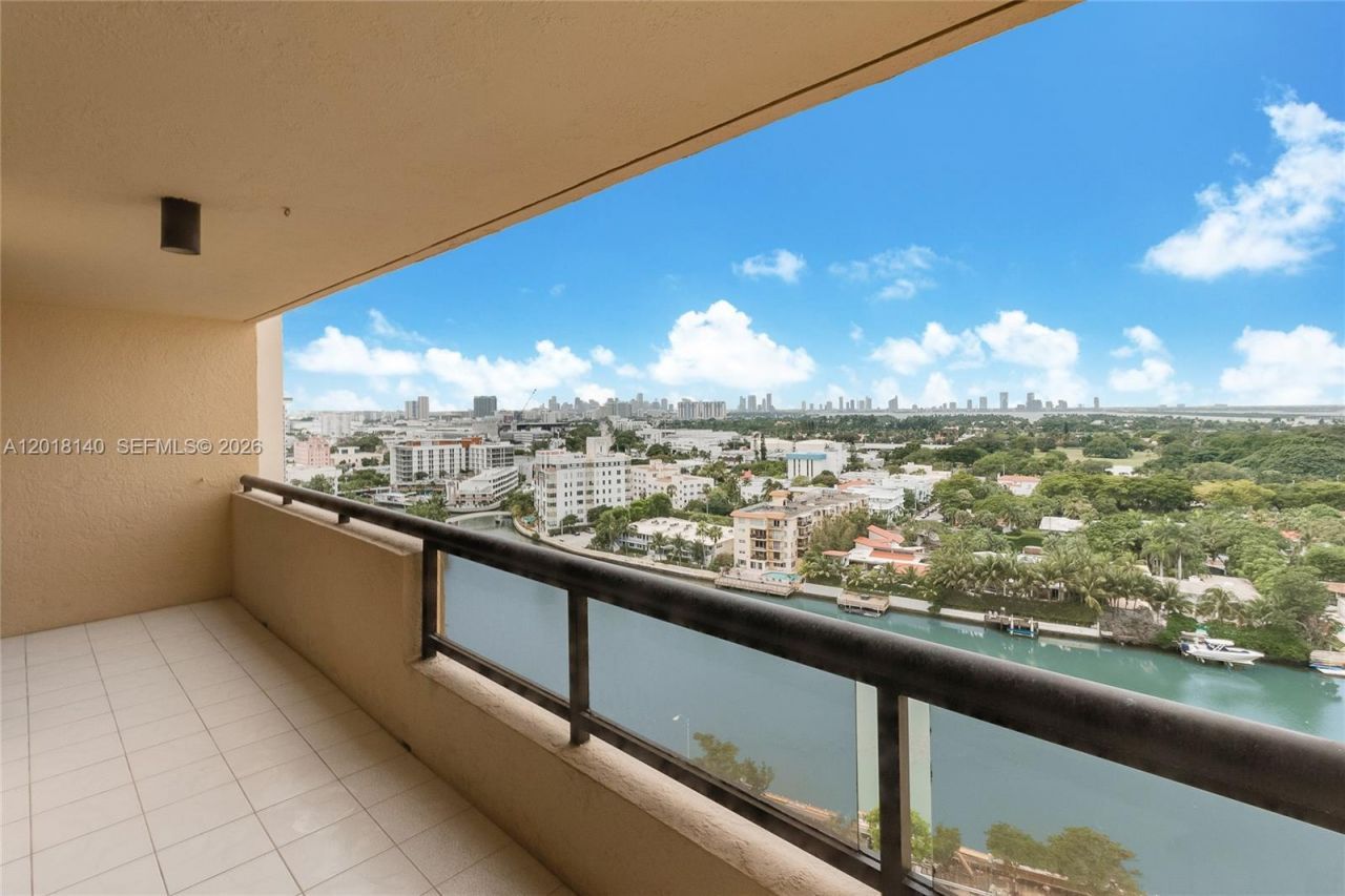 2555 Collins Ave , Unit 1804, Miami Beach, FL 33140 Photo