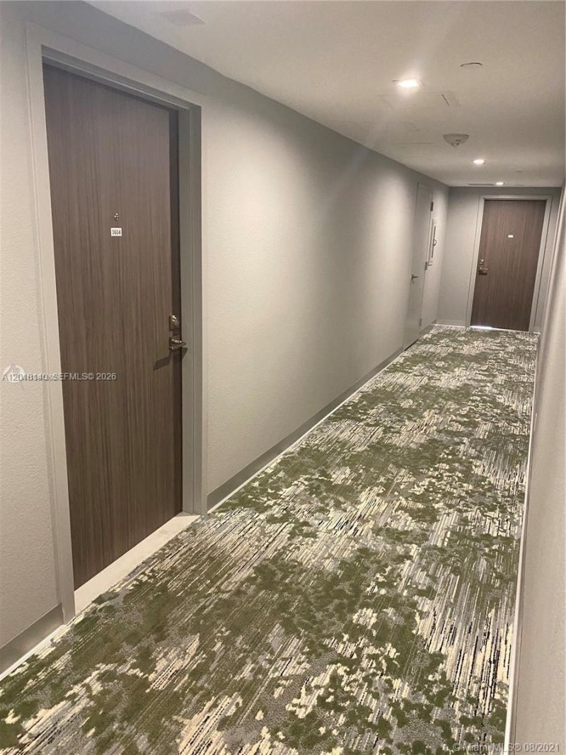 2555 Collins Ave , Unit 1804, Miami Beach, FL 33140 Photo
