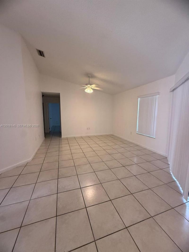 1004 San Remo Cir, Homestead, FL 33035 Photo