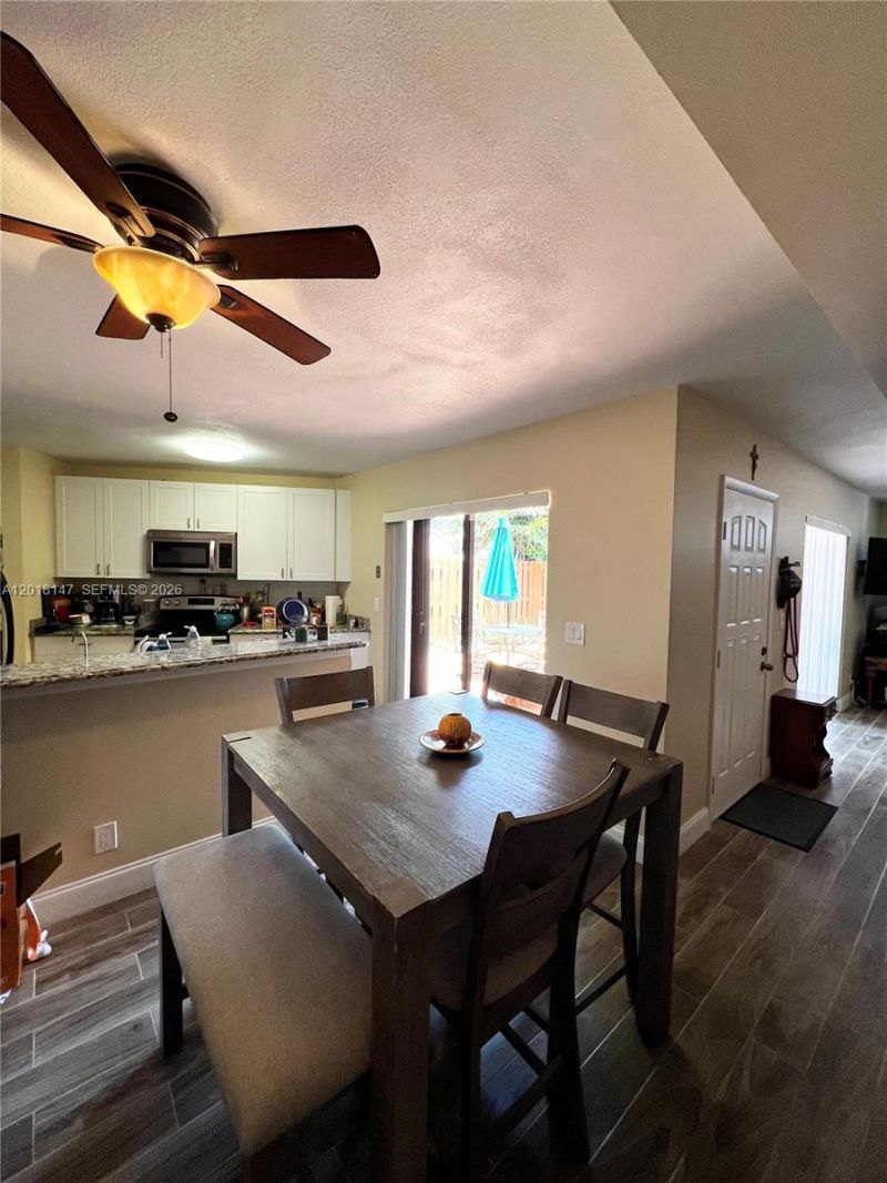 192 Springdale Cir , Unit 192, Palm Springs, FL 33461 Photo