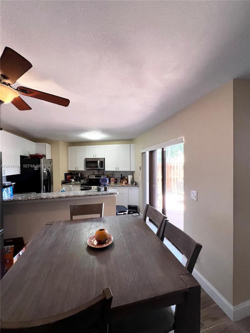 192 Springdale Cir , Unit 192, Palm Springs, FL 33461 Photo