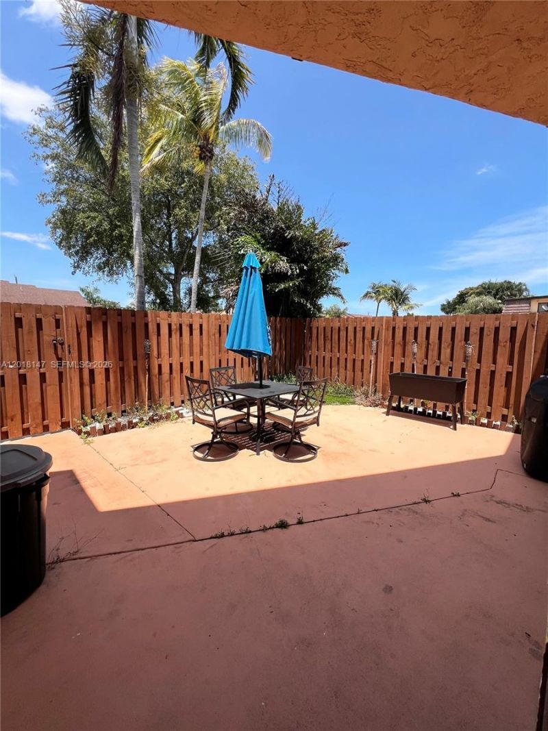 192 Springdale Cir , Unit 192, Palm Springs, FL 33461 Photo