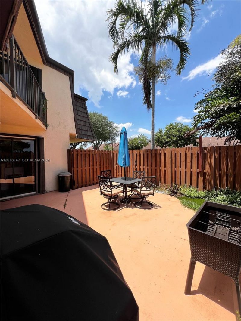 192 Springdale Cir , Unit 192, Palm Springs, FL 33461 Photo
