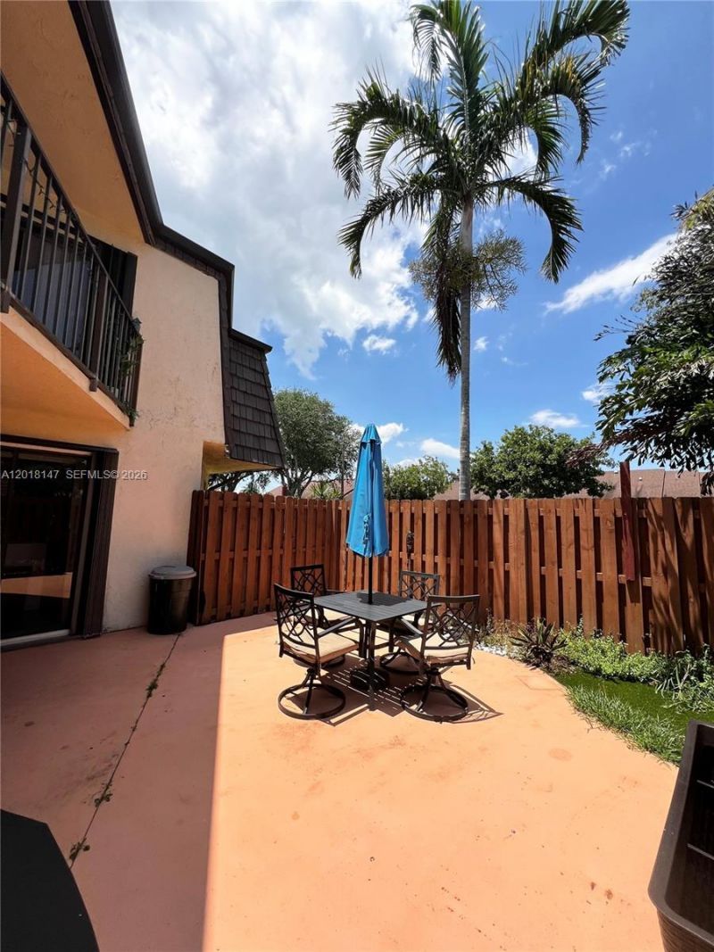 192 Springdale Cir , Unit 192, Palm Springs, FL 33461 Photo