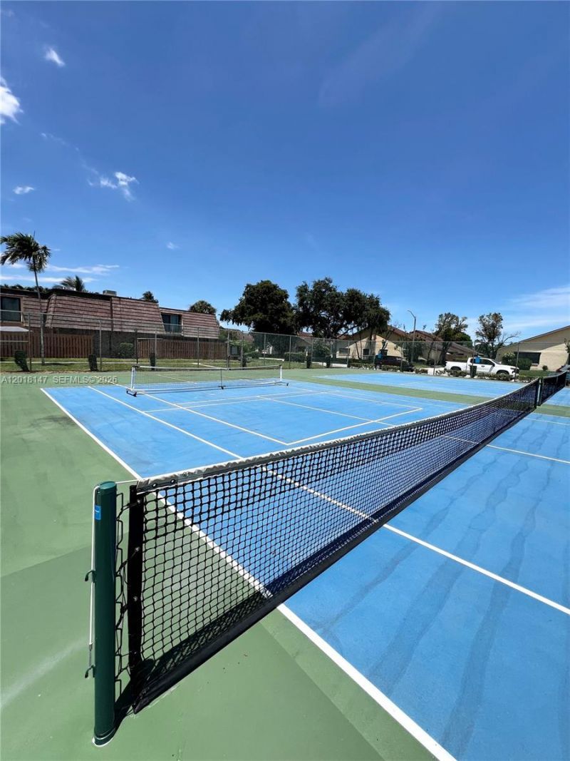 192 Springdale Cir , Unit 192, Palm Springs, FL 33461 Photo