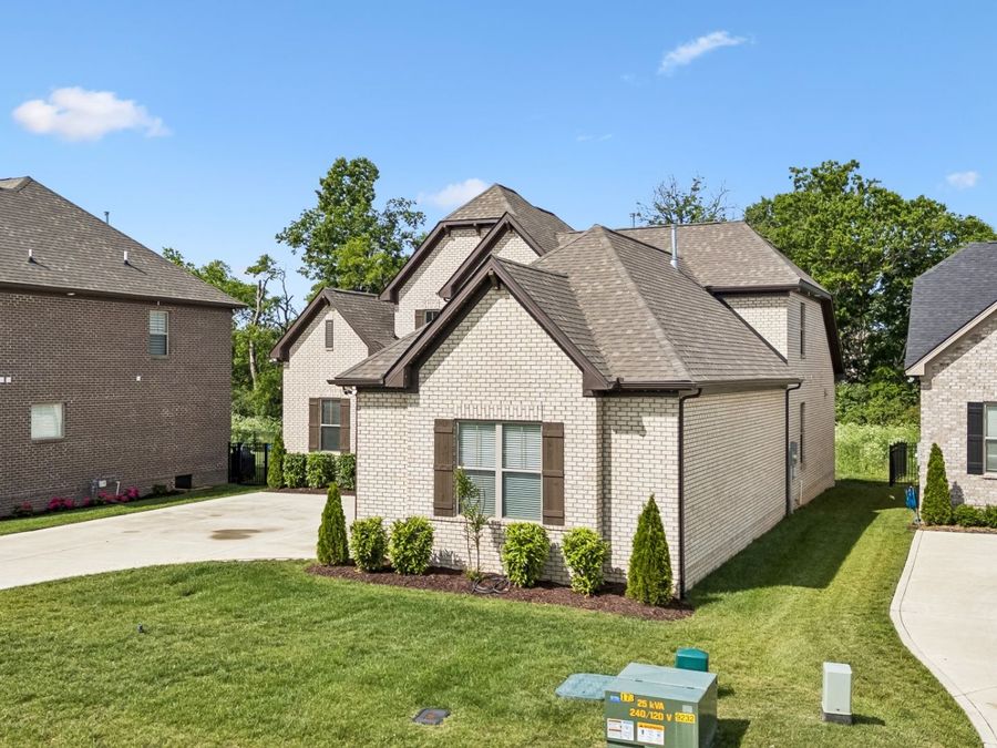 Property Image 38