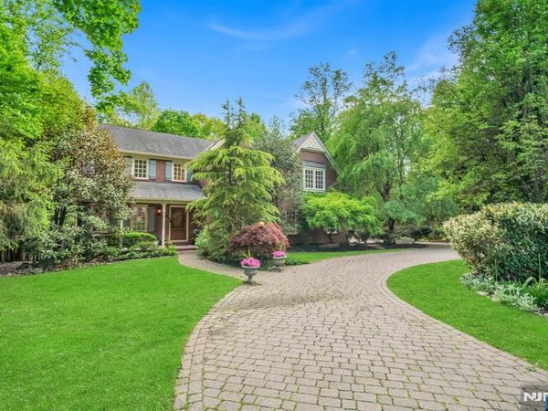 20 Dianne Drive, Montville Township, NJ 07045