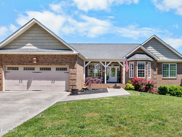 6113 Stratford Park Blvd, Knoxville, TN 37912