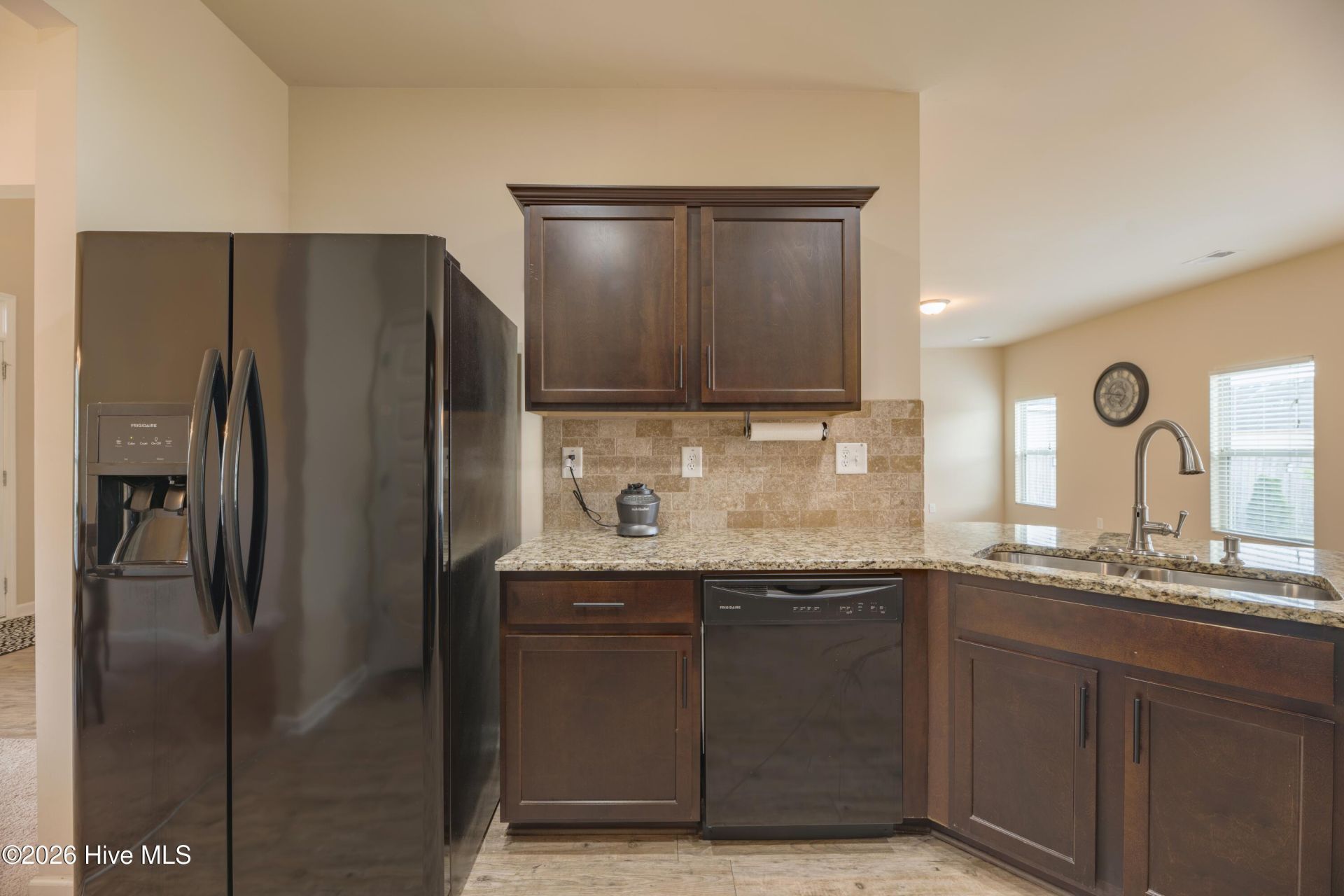 398 Fioli Circle Photo 11