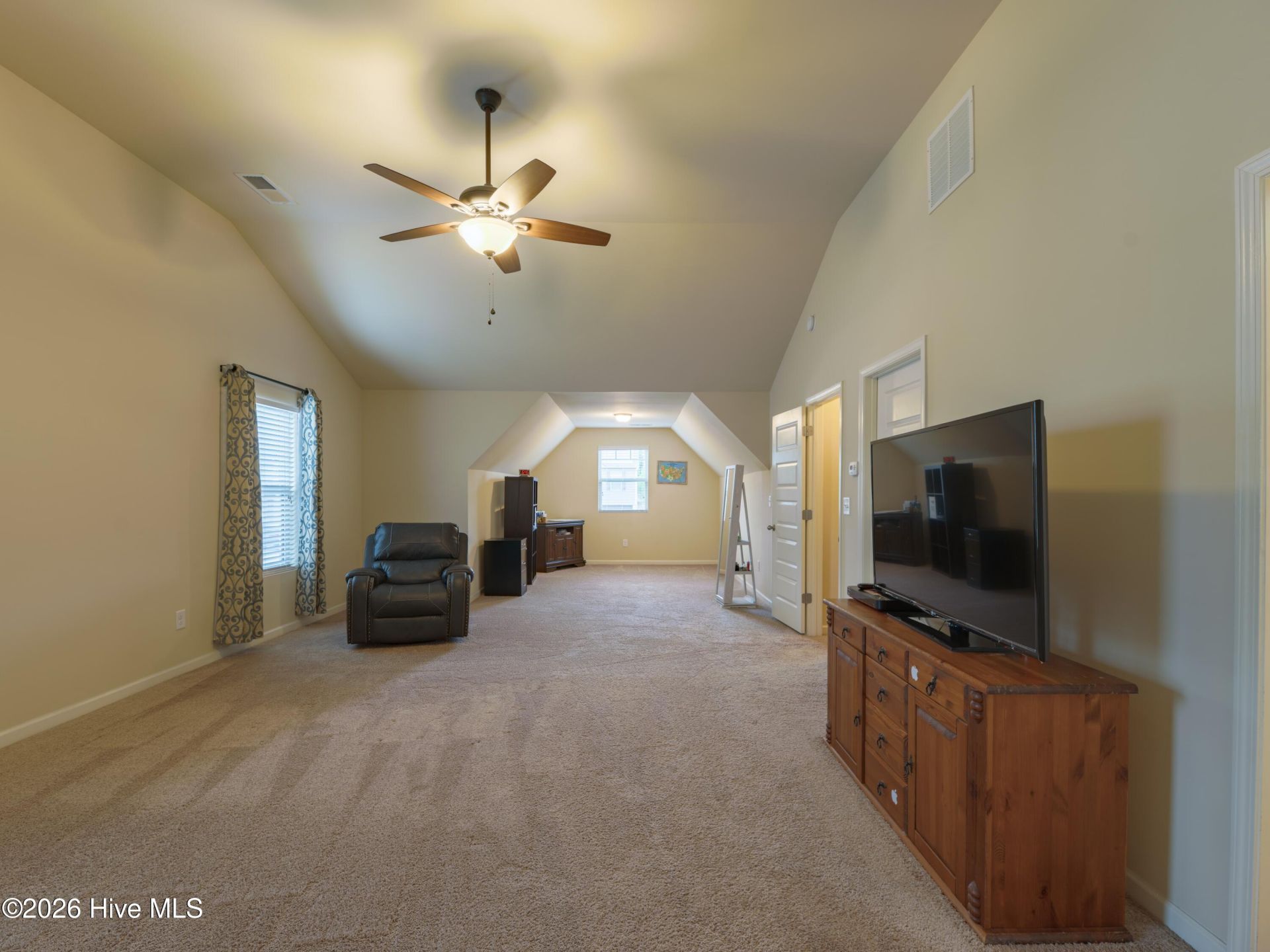 398 Fioli Circle Photo 21