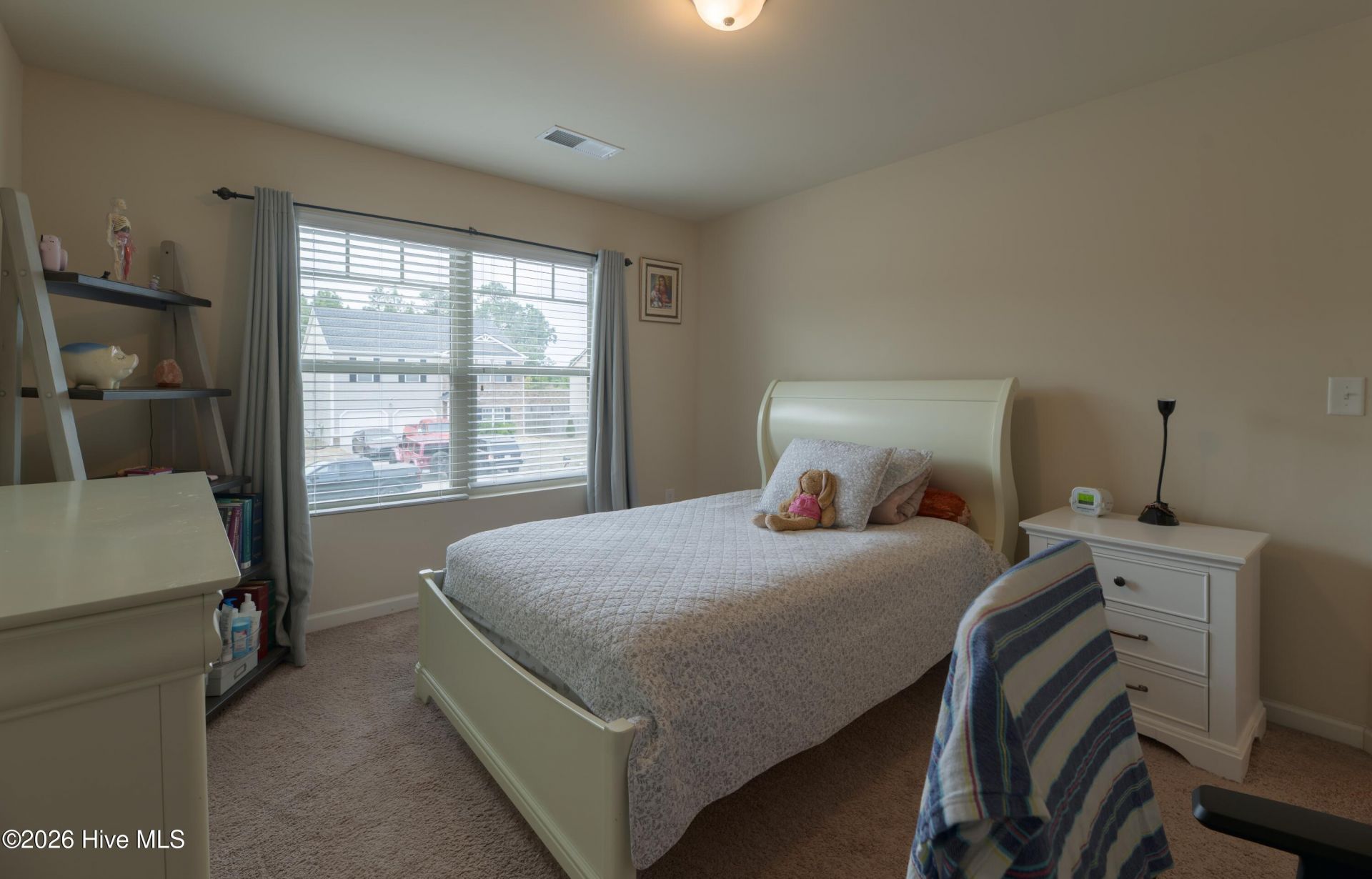 398 Fioli Circle Photo 32