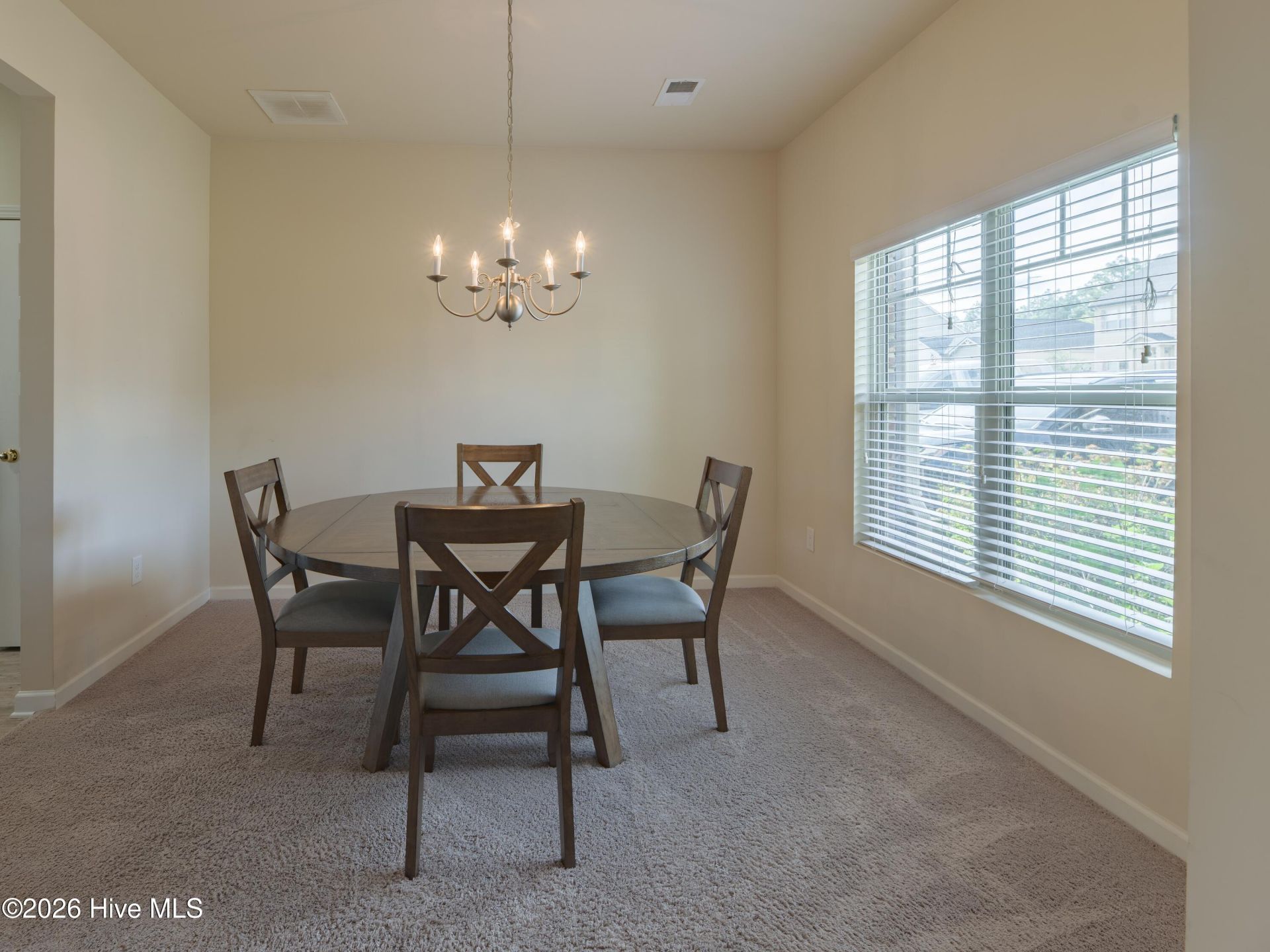 398 Fioli Circle Photo 7