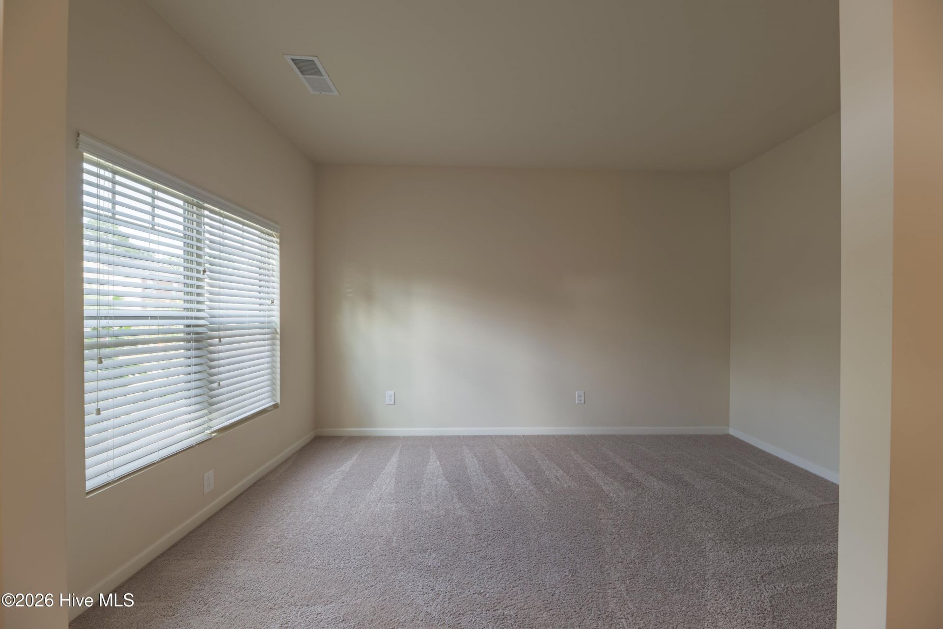 398 Fioli Circle Photo 8