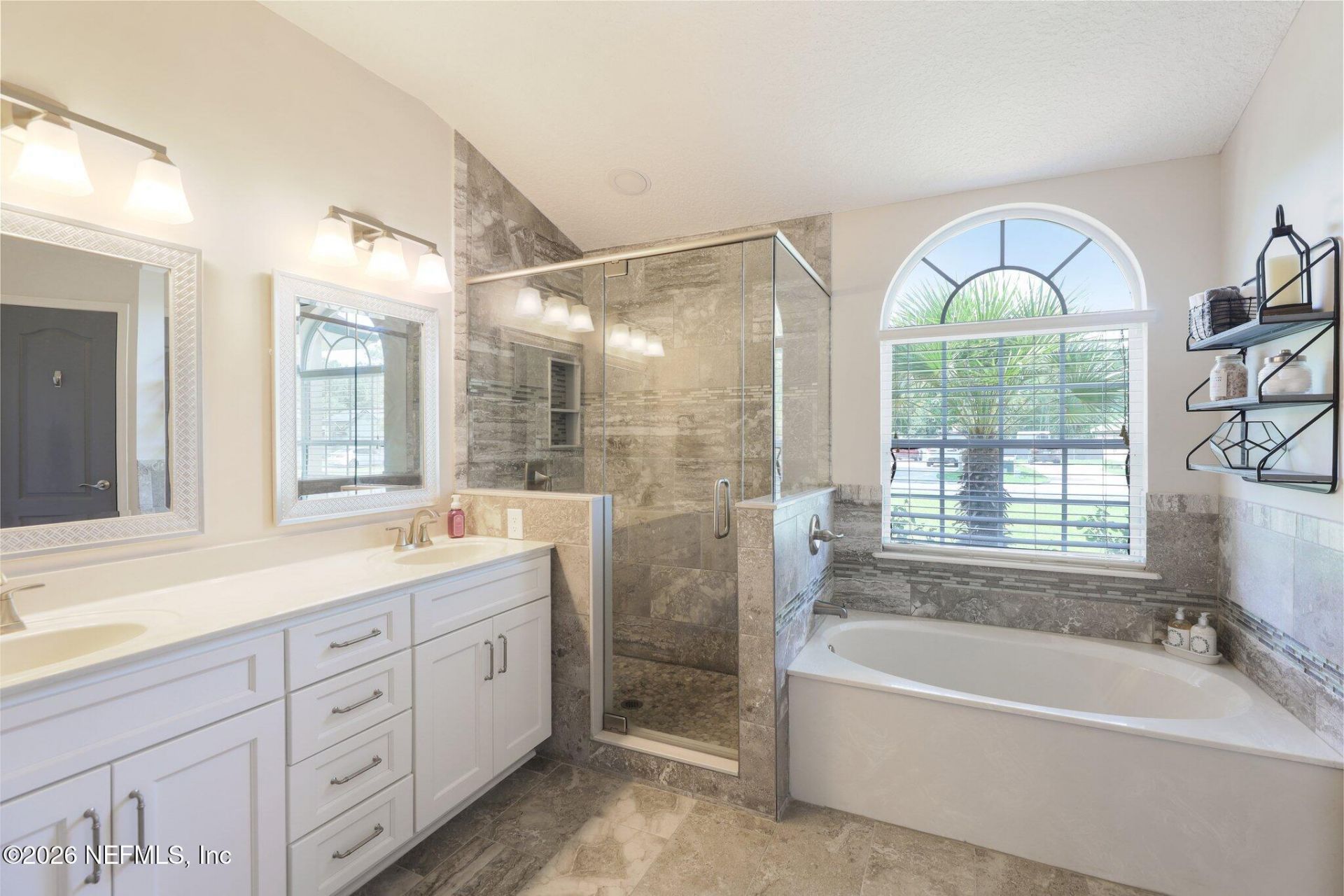 573 Wellhouse Drive, Jacksonville, FL 32220 Photo