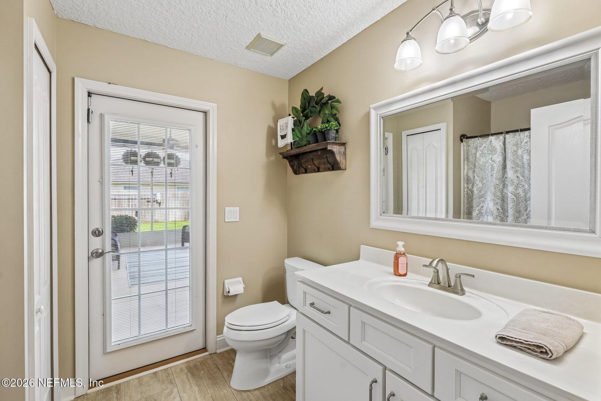 573 Wellhouse Drive, Jacksonville, FL 32220 Photo