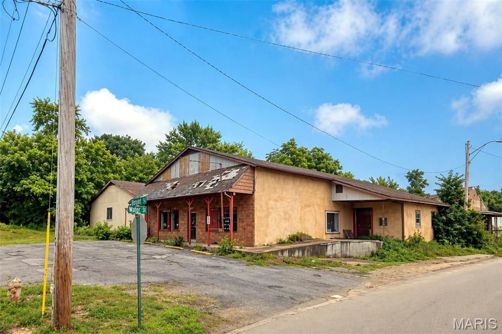 103 East Water Street , Doniphan, MO 63935 Main Photo