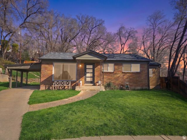 669 E Darling Cir S, Ogden, UT 84403 Main Photo