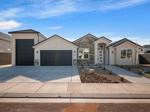 4795 W 1930 S, Hurricane, UT 84737