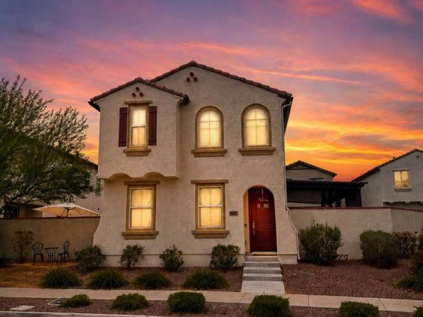 20812 W LEGEND Trail, Buckeye, AZ 85396