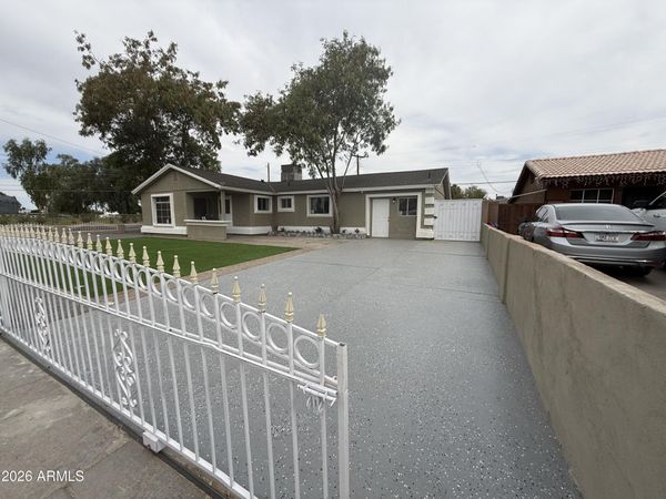 5838 W TURNEY Avenue, Phoenix, AZ 85031
