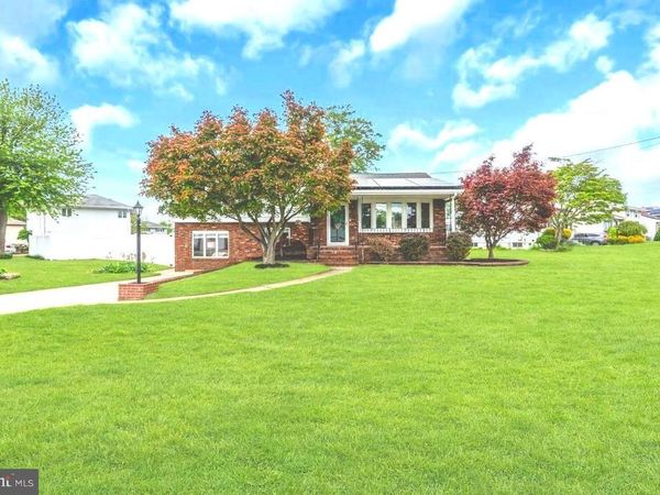 105 GARY DRIVE, HAMILTON, NJ 08690