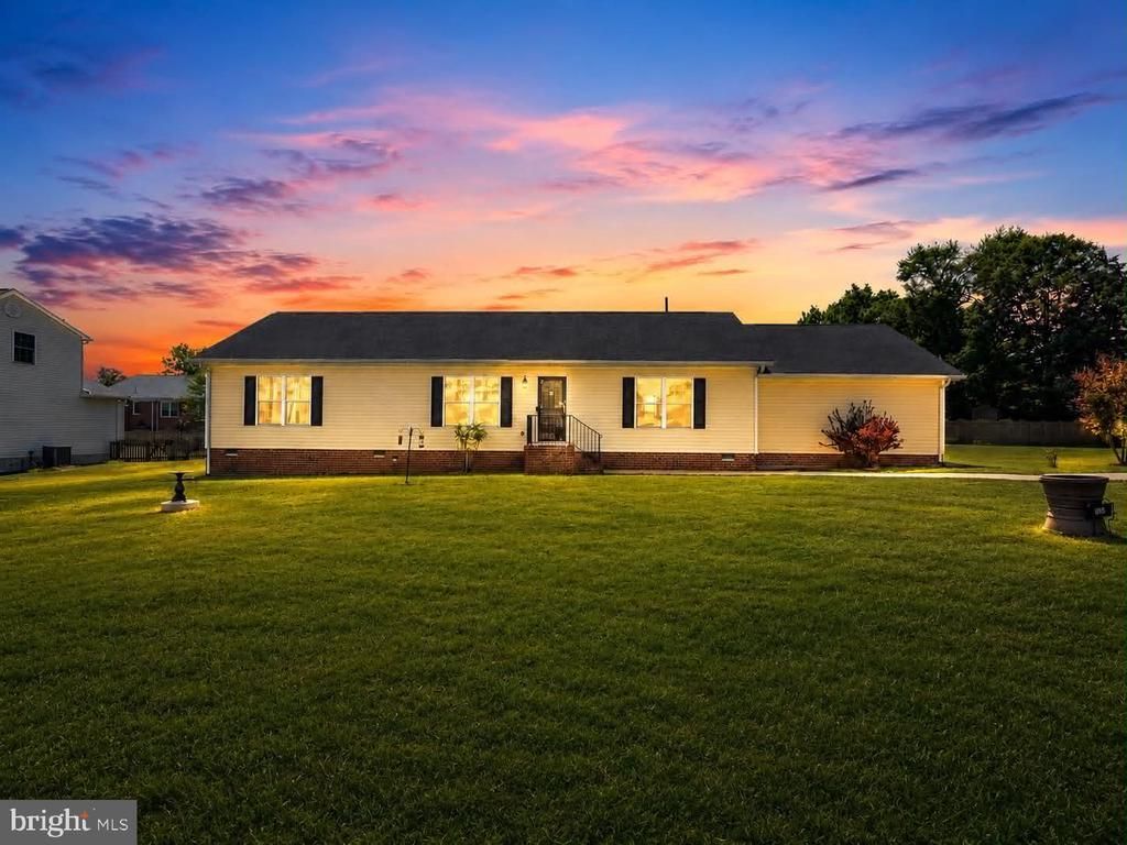 118 Gill Street , Bowling Green, VA 22427 Main Photo