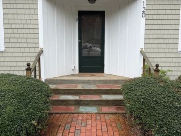 120 Chestnut St, Unit 2, Duxbury, MA 02332