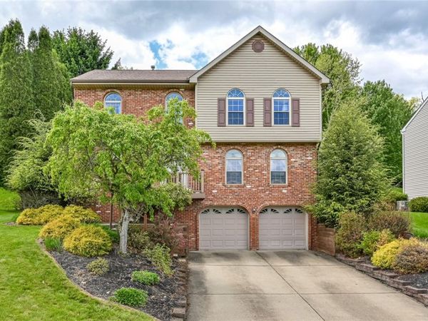 4823 Shamrogue Ct , Allison Park, PA 15101