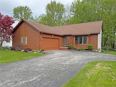 50 Dolman Drive, Rochester, NY 14624
