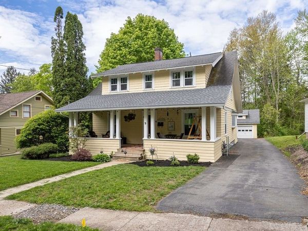9 Sunset Terrace, Baldwinsville, NY 13027
