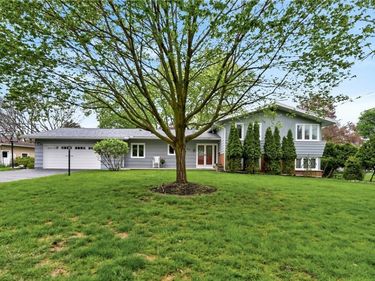 555 Bonnie Brae Avenue, Rochester, NY 14618