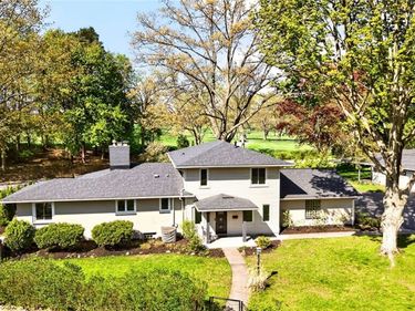 330 Kilbourn Road, Rochester, NY 14618